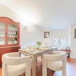 Cecilia House Apartment