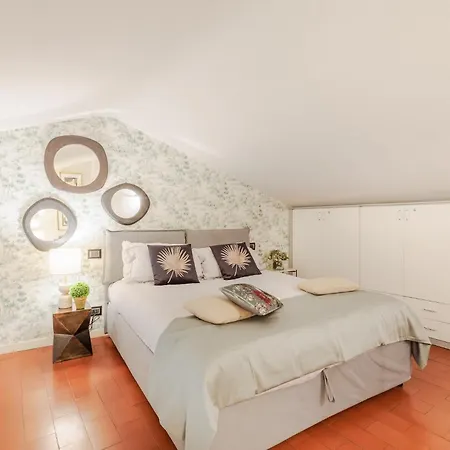 Cecilia House Apartamento *