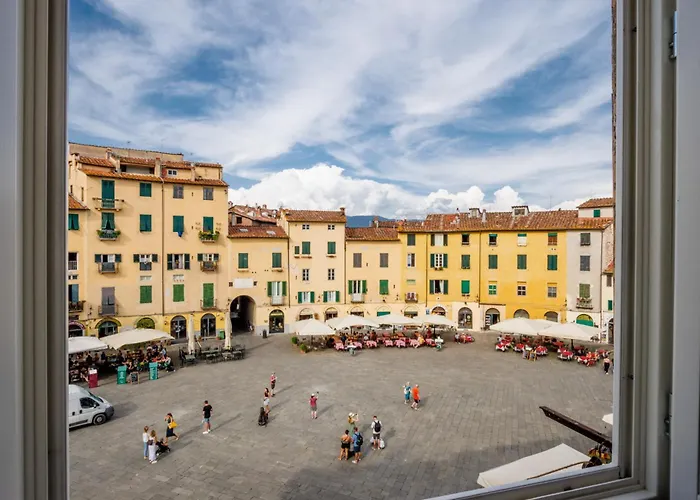 Cecilia House Апартаменты Лукка